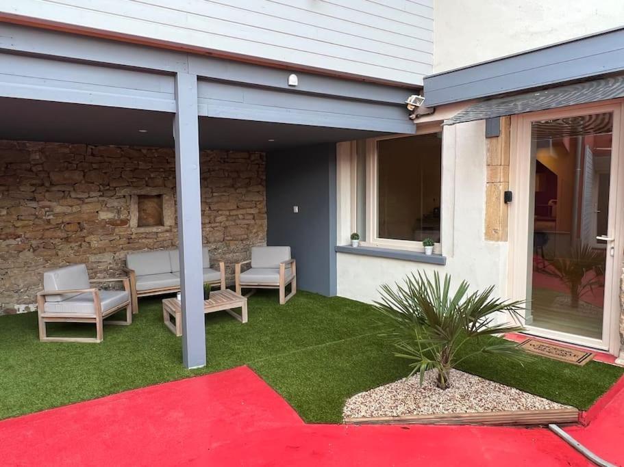 Suite Cosy Au Coeur De Vinzelles Proche Macon Tout Equipe Avec Salon D'Exterieur Eksteriør billede
